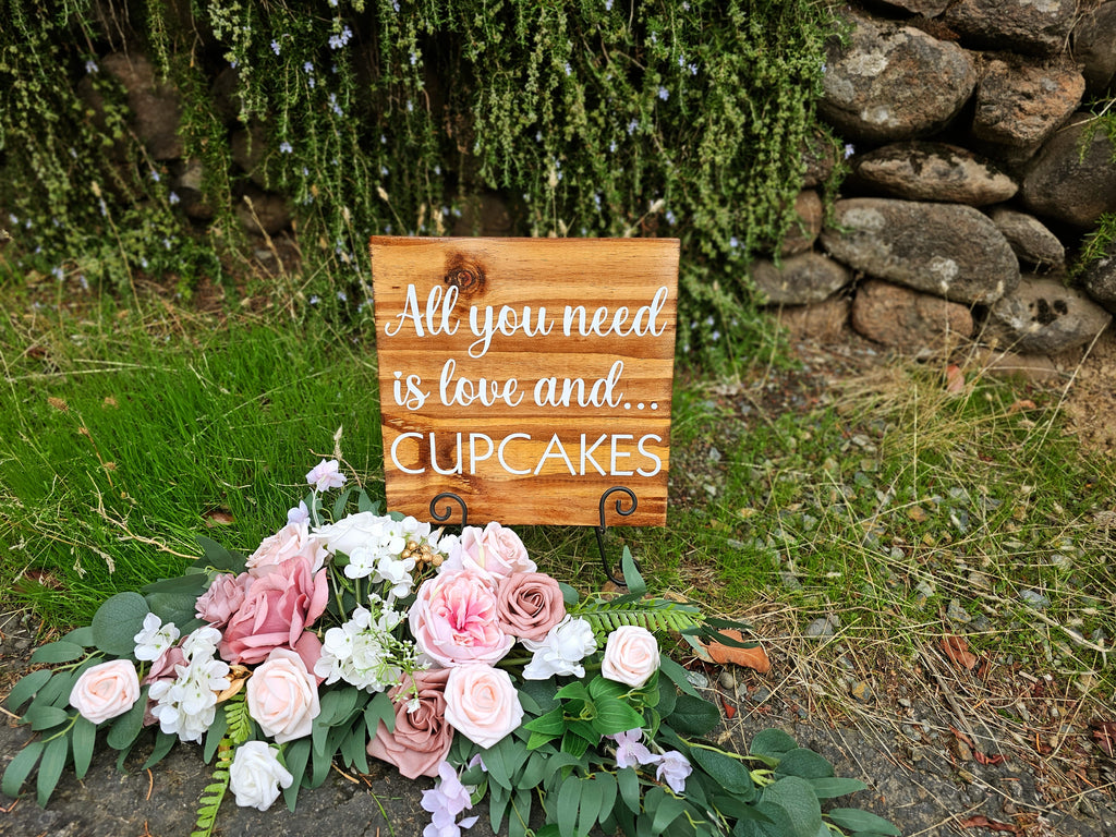 Cupcake Sign