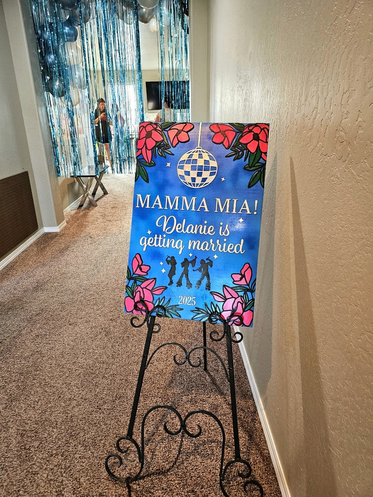 Mamma Mia Entrance Sign