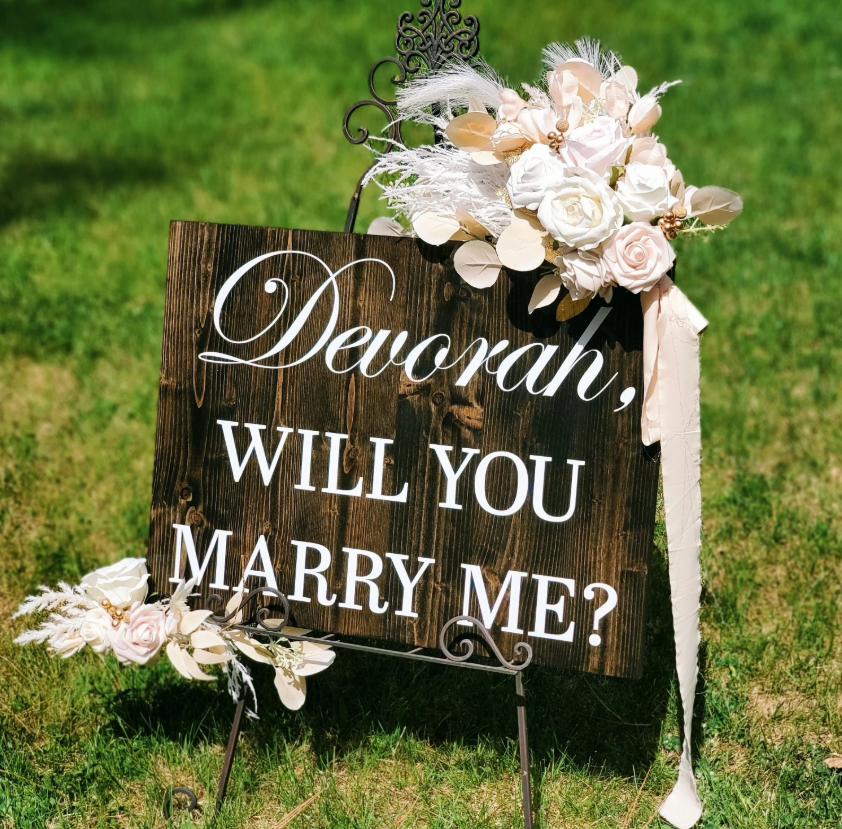 Wood Will you Marry Me Wedding Proposal Sign. Personalized wedding proposal sign. Engagement Sign with personalized name 