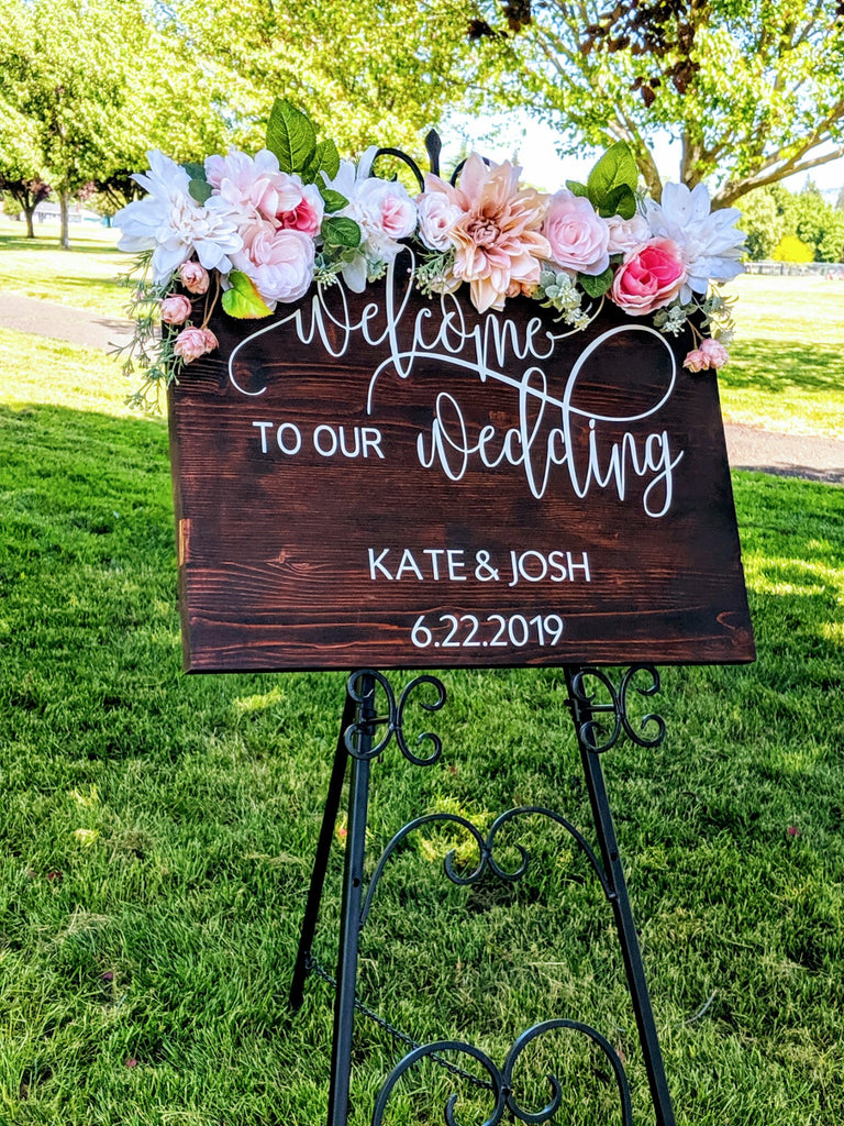 Welcome to our wedding sign, Rustic wedding sign, Personalized wedding sign, wedding aisle sign, ceremony entrance sign 